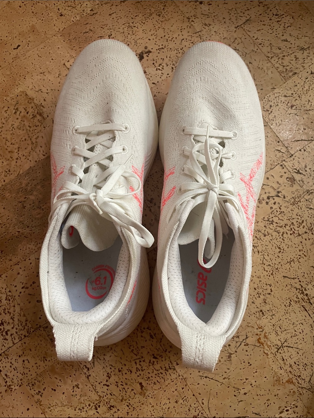 ASICS Men’s White Running Sneakers Olympics Team Japan worn twice FF Blast+